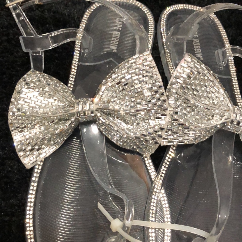 Bling Bow Sandals - Picture 3 of 5